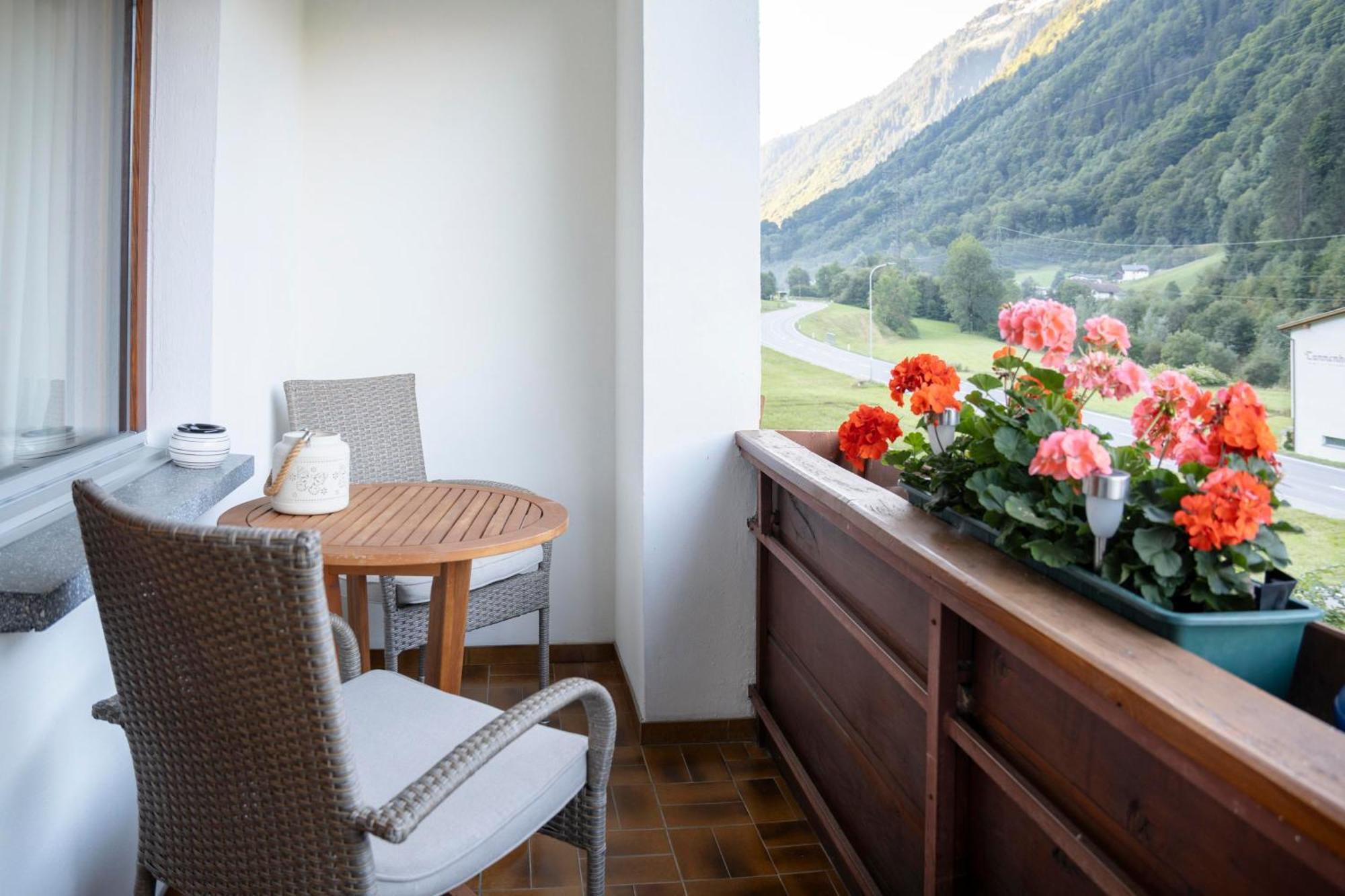 Haus Limat Apartment Schruns Ngoại thất bức ảnh